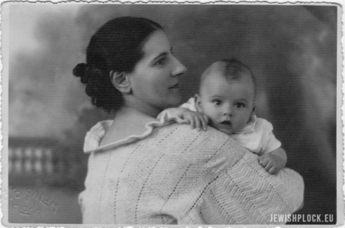 Evez Holcman with his mother, 16.09.1936, photo by A. Watman
